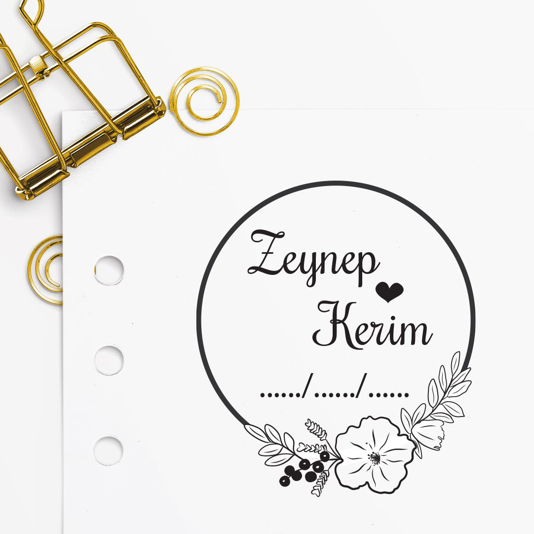 Çiçek Çerçeveli Kalpli İsim Mührü