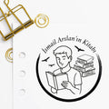 Çerçeveli Kitap Okuyan Adam Mührü 2