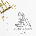 Kitap Okuyan Kız Mührü