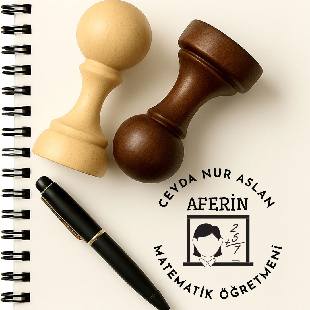 Kadın Öğretmenden Aferin mührü (2. tasarım), ahşap saplı mühür ve not defteri üzerine basılmış figür örneği