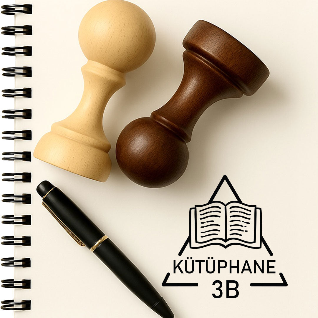 Sınıf Kütüphanesi mührü, ahşap saplı mühür ve not defteri üzerine basılmış kütüphane örneği