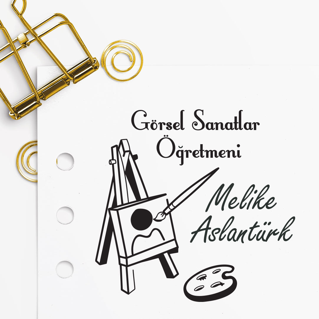 Görsel Sanatlar mührü tasarım detayı, fırça ve palet figürlü çizim, isim yazılı