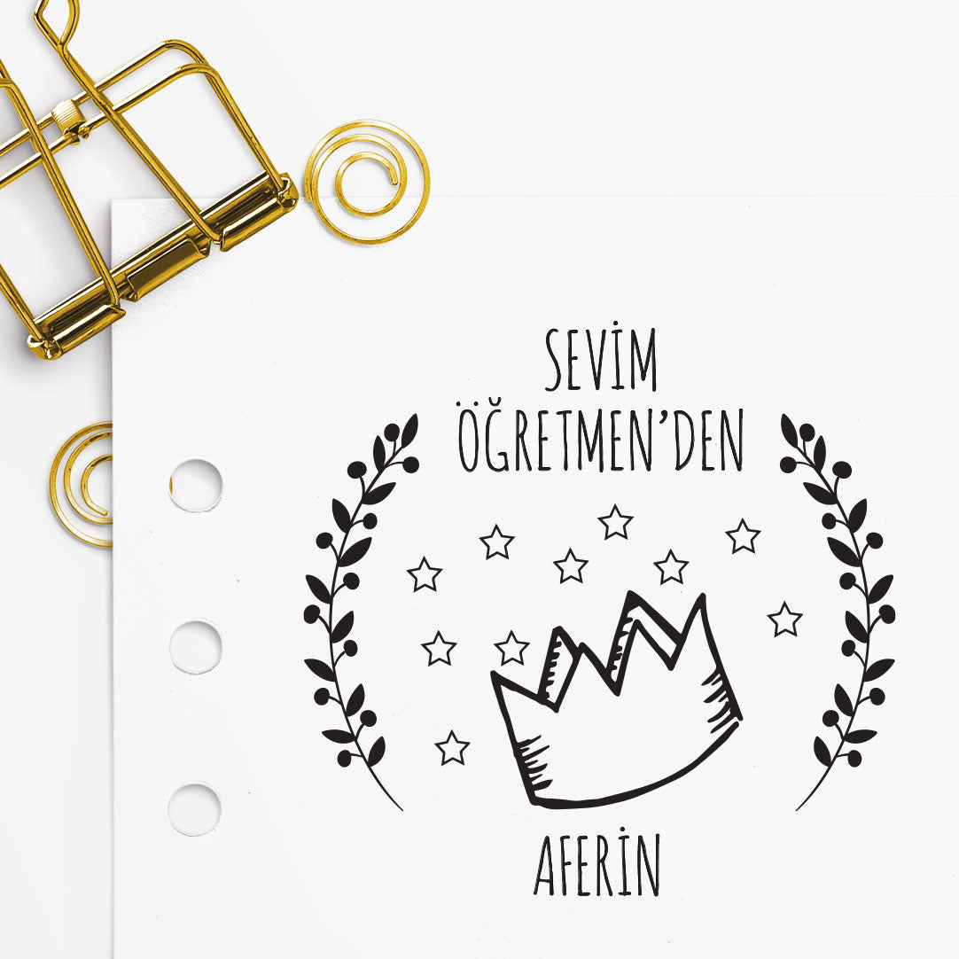 Öğretmenden Taçlı Aferin mührü tasarım detayı, taç figürlü 'Aferin' yazısı çizimi